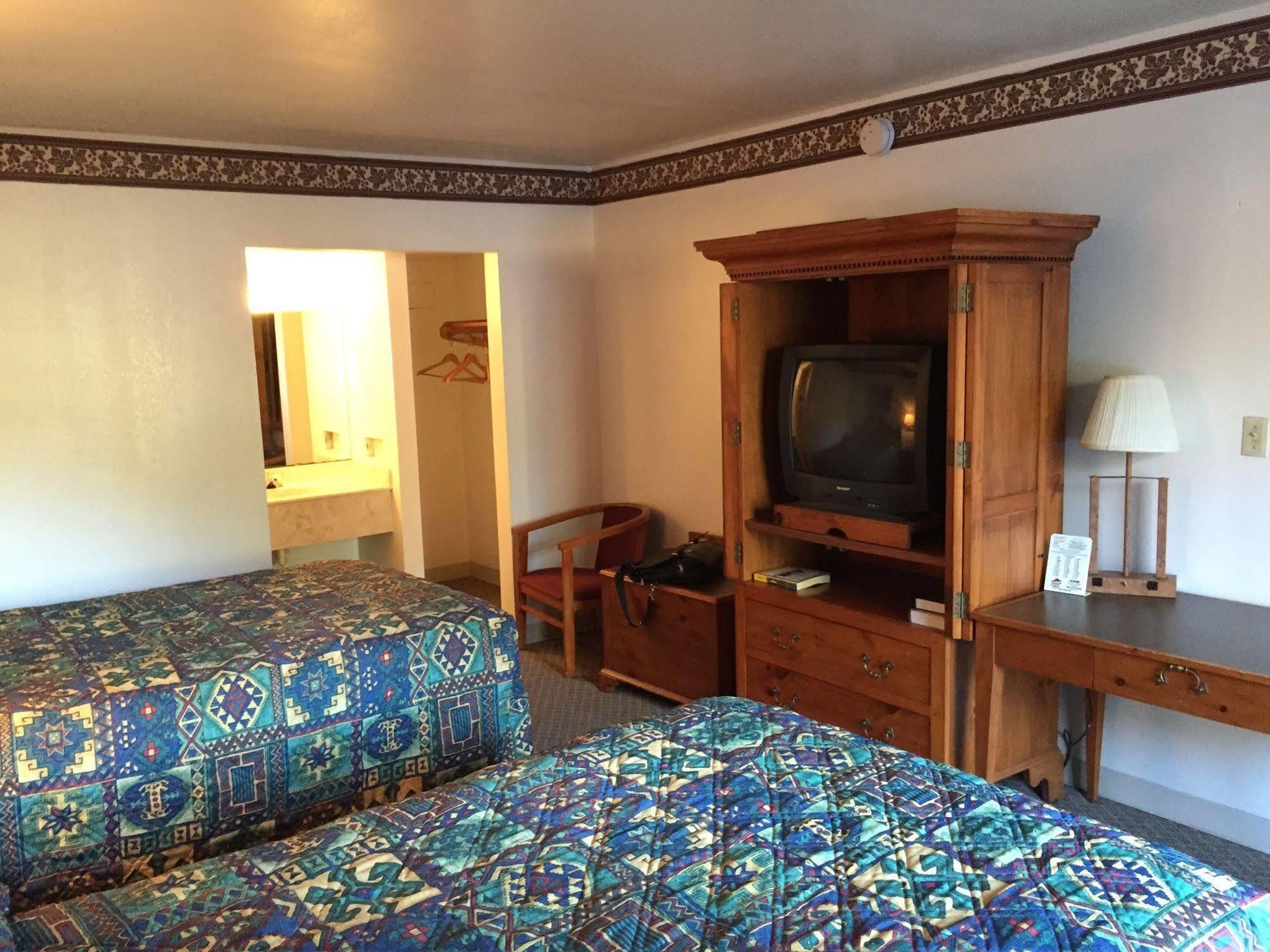 Value Lodge - Ґейнсвілл Екстер'єр фото